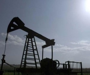 Курс нефти незначительно снизился но остается во власти покупателей Курс нефти незначительно снизился но остается во власти покупателей