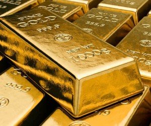 Курс золота берет паузу после исторического взлета