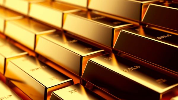 Курс золота впервые в истории превысил отметку $2300 Курс золота впервые в истории превысил отметку $2300