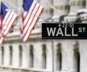 Фондовый рынок США отступил на фоне роста облигаций Фондовый рынок США отступил на фоне роста облигаций