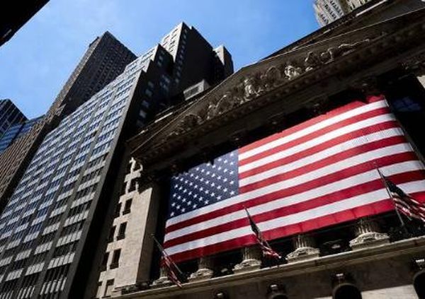 Фондовый рынок США: Инвесторы осторожны в преддверие важных данных