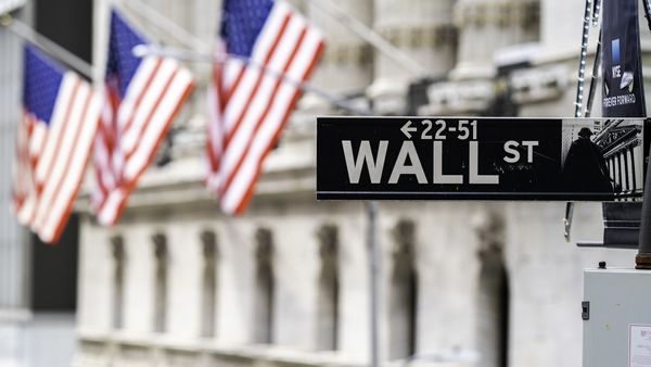 Фондовый рынок США отступил на фоне роста облигаций Фондовый рынок США отступил на фоне роста облигаций