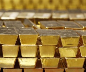 Курс золота слабеет, доходность облигаций растет
