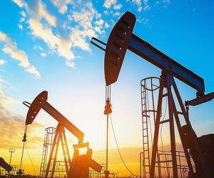 Курс нефти начал неделю сильным ростом в пределах 0,7% Курс нефти начал неделю сильным ростом в пределах 0,7%
