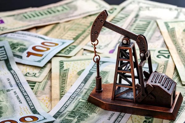 Нефть начинает новую неделю всплеском позитива