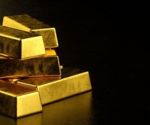 Цены на золото снизились, инвесторы ждут данные по инфляции