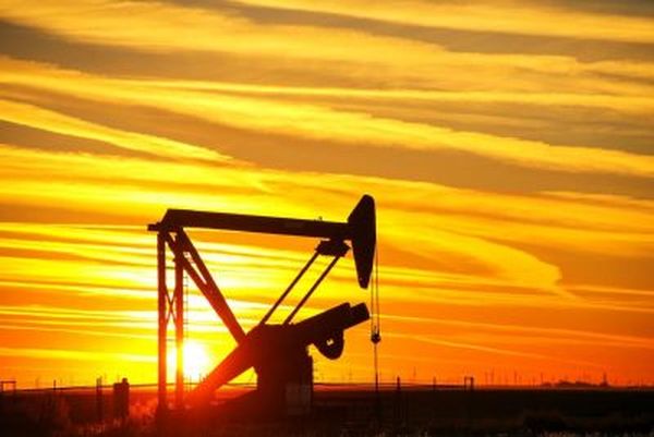 Курс нефти: Негатив вначале недели, временное состояние Курс нефти: Негатив вначале недели, временное состояние