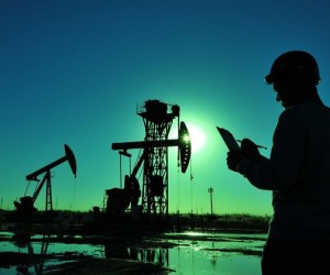 Цены на нефть продолжают резкое пике в пределах 2% Цены на нефть продолжают резкое пике в пределах 2%