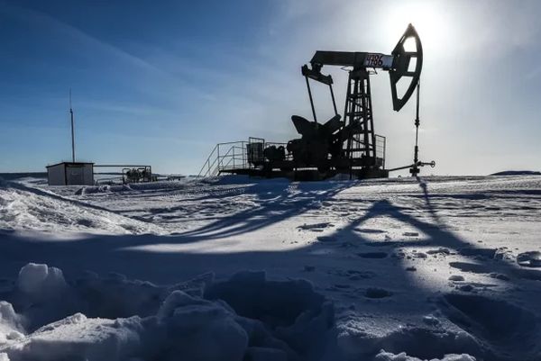 Цены на нефть продолжают стремительный рост в пределах 1%