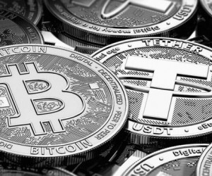 Криптовалютный рынок теряет 2,2%, несмотря на рост американских индексов Криптовалютный рынок теряет 2,2%, несмотря на рост американских индексов