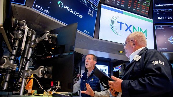 Фондовый рынок США нестабилен в ожидание отчета по рынку труда