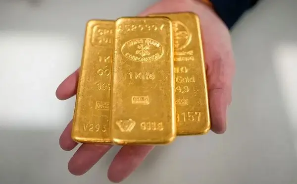 Золото слитки