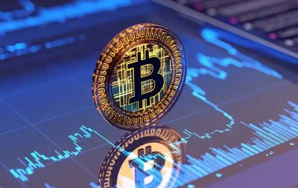 Биткоин за сутки потерял почти 6%, оставаясь значительно ниже максимумов