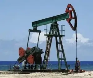 Цена Brent превысила $100 на фоне новой волны