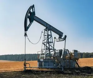 Нефть WTI потеряла 3% после восстановления экспорта