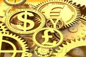 Рубль открывает неделю небольшим ростом по отношению к доллару