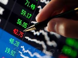Высокие цены на нефть и налоговый период сегодня оказывают поддержку рублю